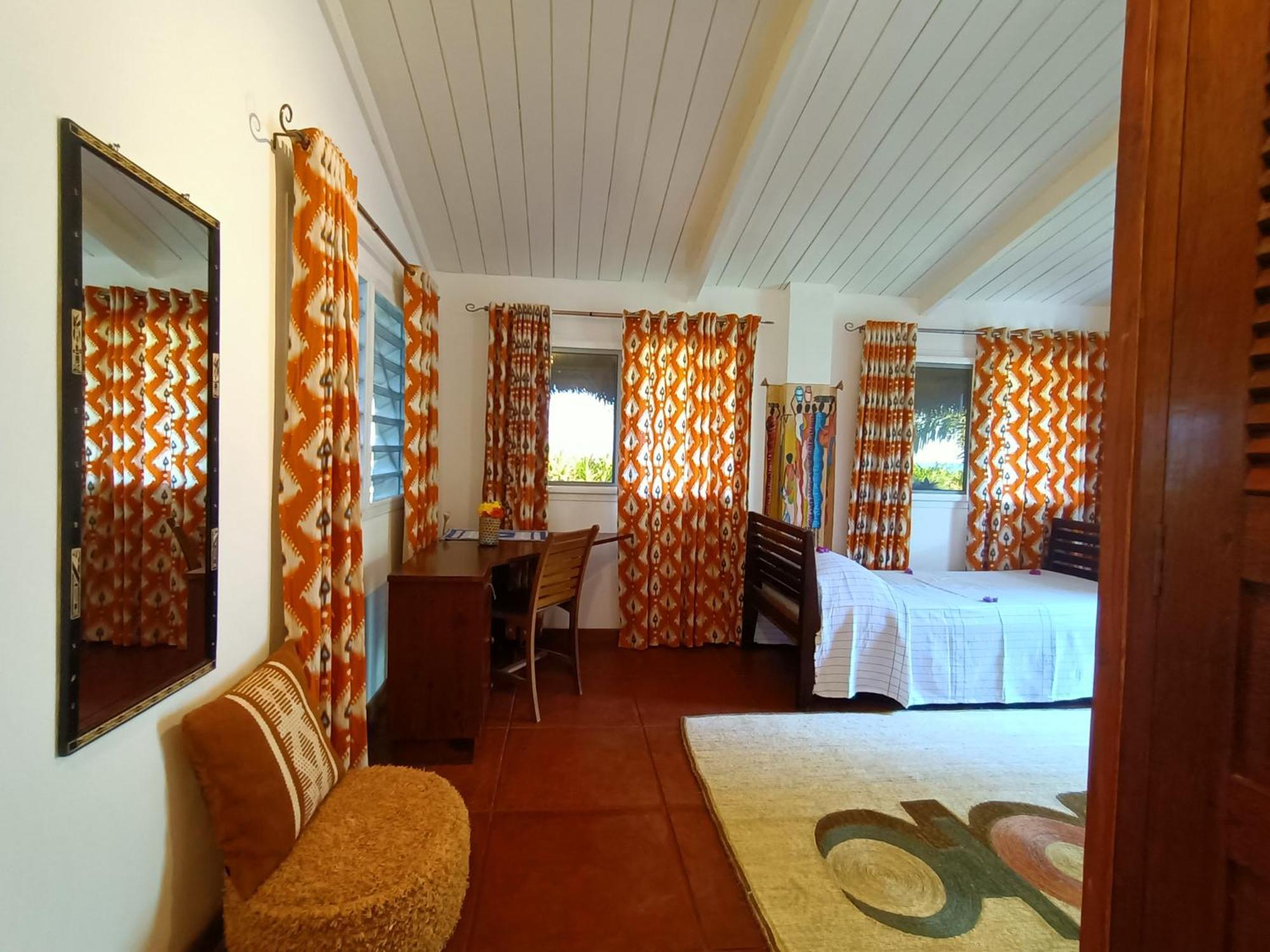 アンバトロアカ Madirokely House Nosy Beヴィラ エクステリア 写真